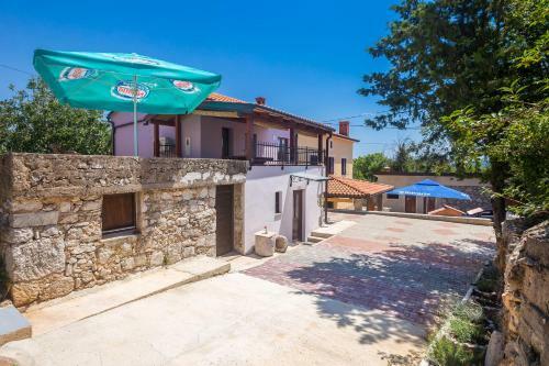 Holiday House Katica