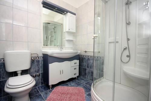 Apartments By The Sea Puntinak, Brac - 718