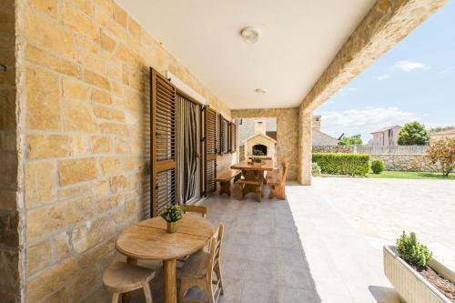 Villa Karin With Heated Pool