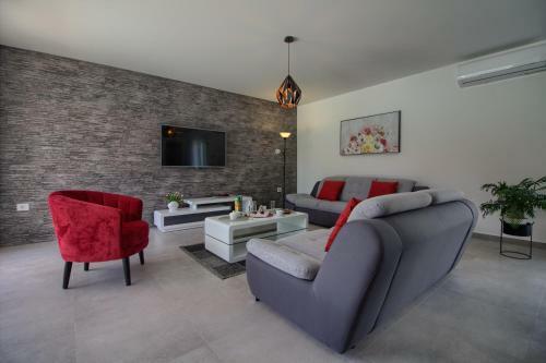 Villa Ema
