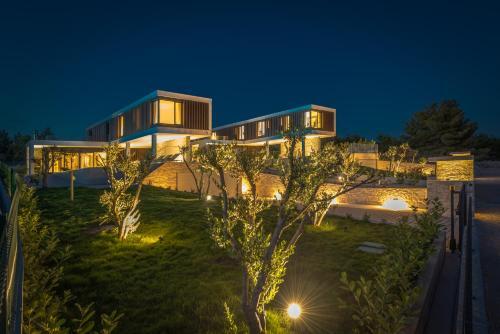 Luxury Villa Sunray 1