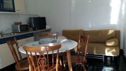 Apartment Gordana - Parking