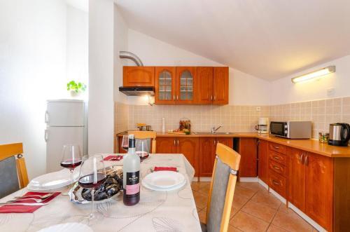 Apartments By The Sea Selce, Crikvenica - 3030