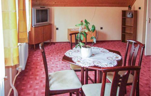 Holiday Home Pet�fi Utca-balatongy�r�k