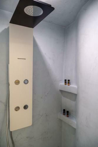 Hostal Nine - Cozy Rooms