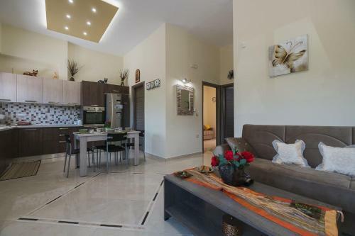 Apartamento Spacious Home With Parking
