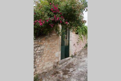 Sergios Village House