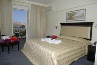 Hotel Chrithoni's Paradise