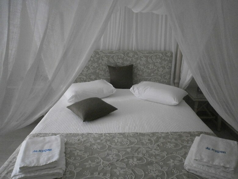 Hotel Alkyoni Beach