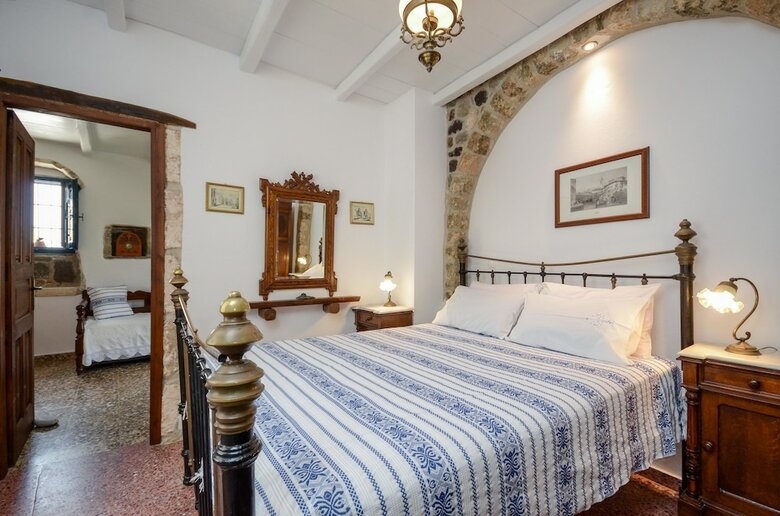 Venetiko Apartments