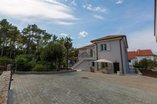 Apartments By The Sea Silo, Krk - 18759