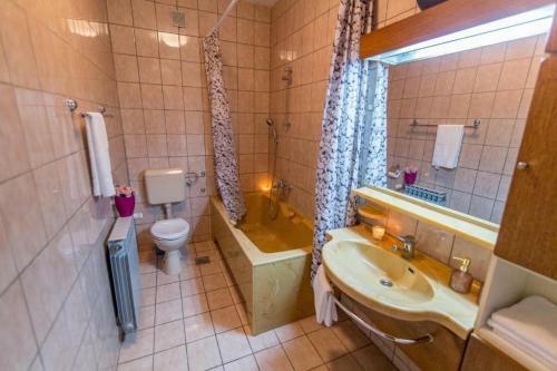 Villa Holiday Home Mirela, Makarska - Studenci