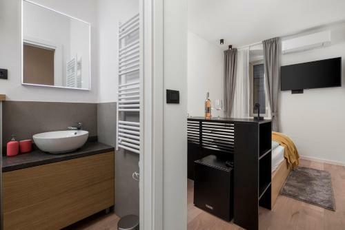 Deluxe Apartments & Rooms "in The Center"