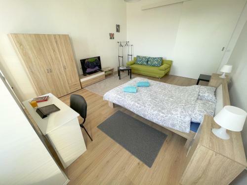 Sea Star Apartments