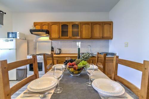 Ivan Apartman