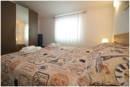 Apartments By The Sea Rogoznica - 1089