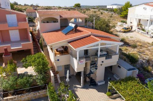 Apartmani Braco