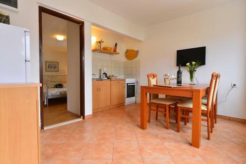 Apartamento Sonja Summer Home