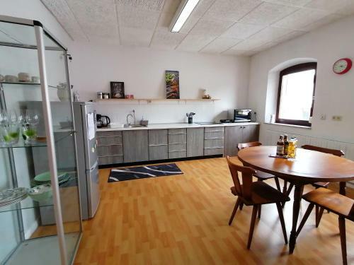 Apartamento Ger�umige Wohnung In Zentraler Lage