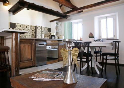 Hostal Swan Adriatic Apartment & Room