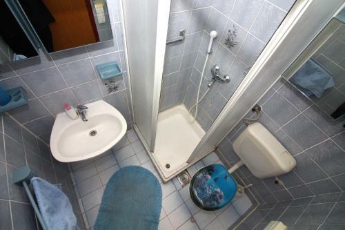 Apartmani Jadranka S Pogledom Na More
