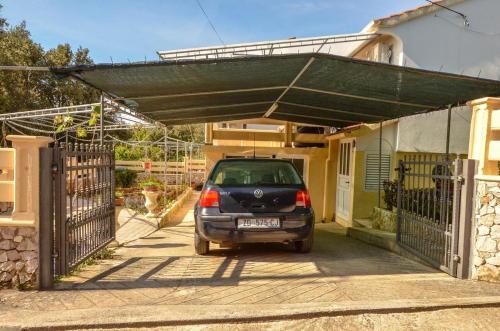 Apartments By The Sea Guduce, Ugljan - 13274
