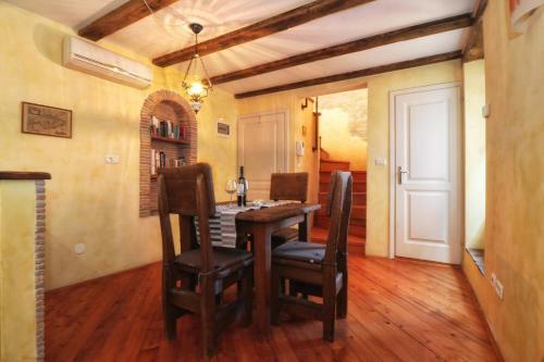 Villa Montalbano Apartment