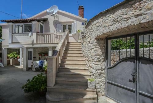 Apartments By The Sea Supetar, Brac - 17286