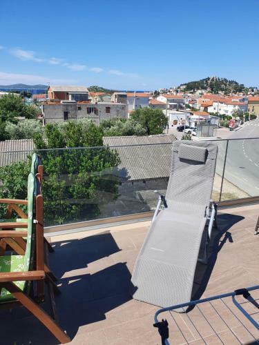 Hostal Muring Apartments