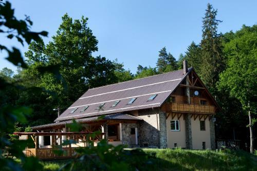 Lodge Pod B?esteckou Skalou