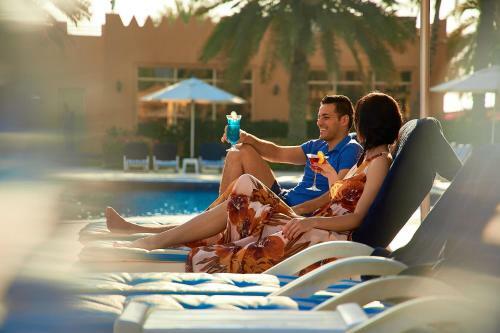 Hotel Al Hamra Village Golf And Beach Resort