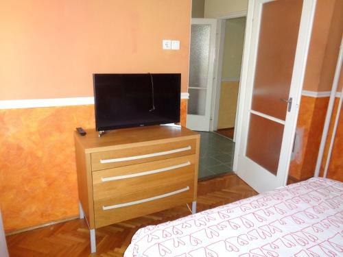 Kata Apartment