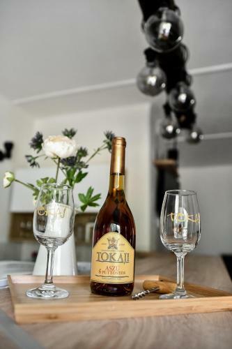 Hostal Marika Vend�gh�za