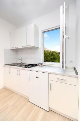 Sea View Apartments Antonela
