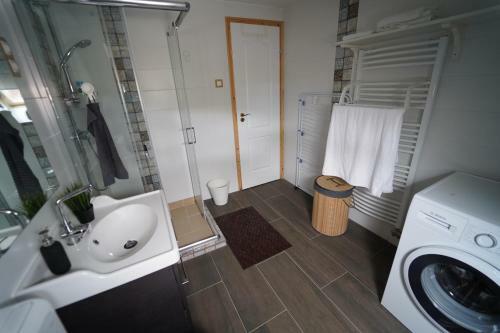 Hostal Tulip Home Guest House