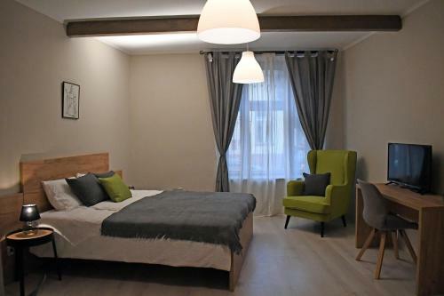 Vatus Apartmanh�z V�c