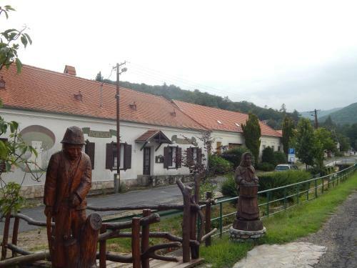 Bed & Breakfast Gomba Panzi�