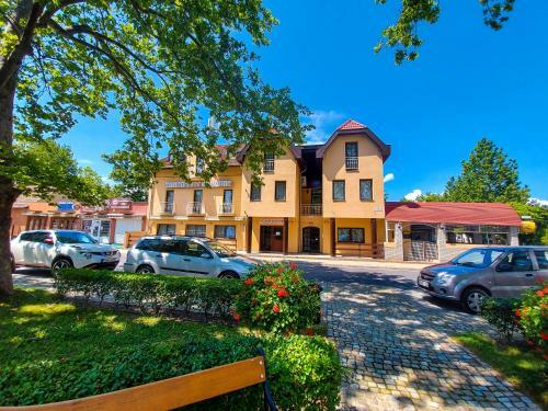Hostal Vikt�ria Panzi� Zam�rdi