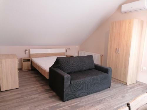 Anik� Apartman