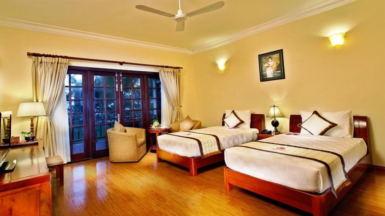 Hotel Golden Coast Resort & Spa