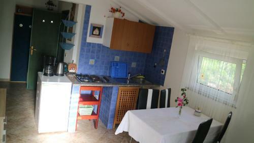 Hostal Rooms And Apartments V&m
