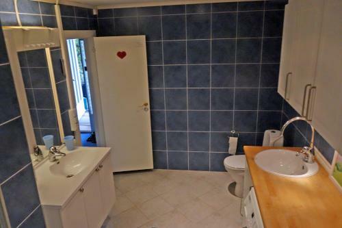 Ris�r Bed & Breakfast, Randvik Strand