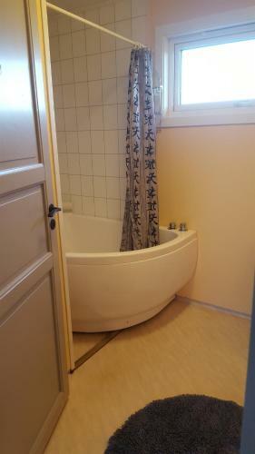Grims�y Lofoten House