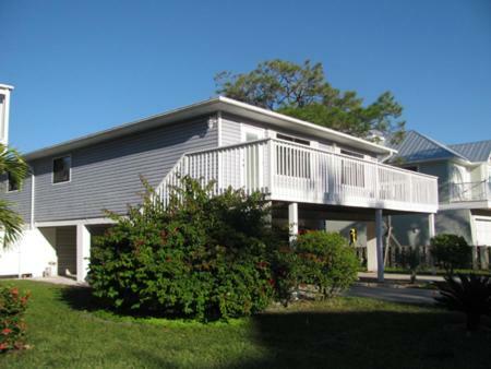 Hotel Queens Gate Resort