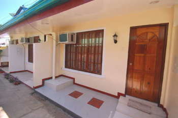 Bed & Breakfast D'lucky Garden Inn