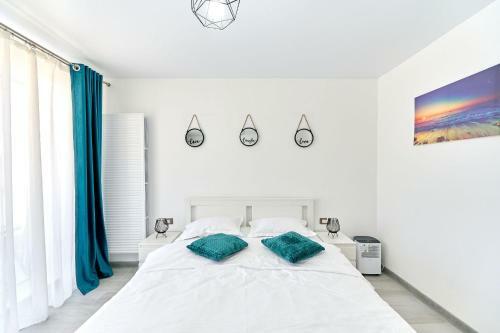 Cozy Apartment In Nord10 Pool N Playground