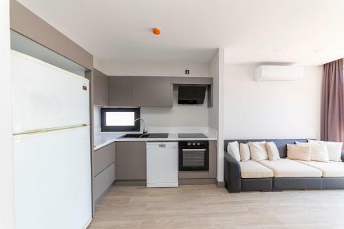 Modern Apartment Near Beach With Central Location In Bodrum