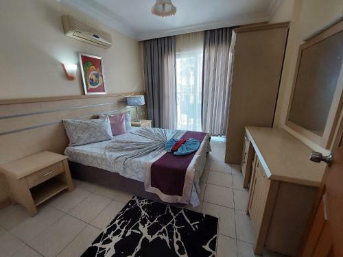 Summer Rose Hotel