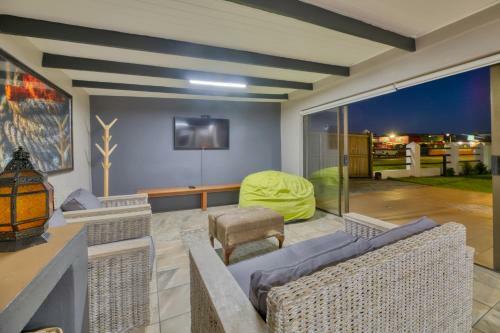 Land's Edge Eco Friendly Cottages And Apartments