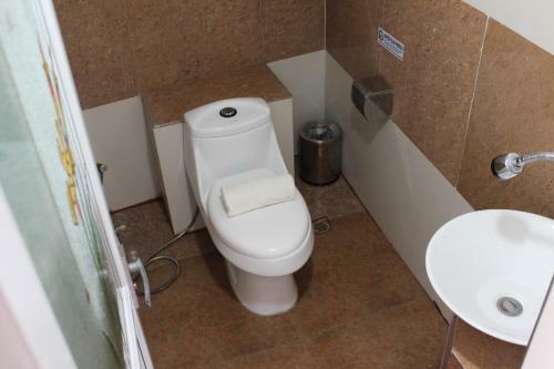 Aparthotel House Of Big Brother Palawan